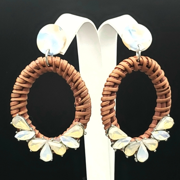 Woven Rattan with Rhinestone Cluster and Abalone Post Dangle 2.5" - Picture 4 of 6